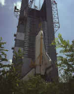 MSFC shuttle tower 164210.jpg (333327 octets)